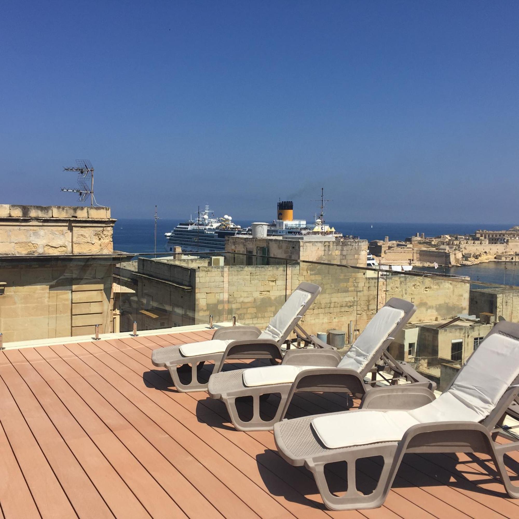 Valletta Luxe 3-Bedroom Duplex Penthouse With Sea View Terrace And Jacuzzi Eksteriør billede