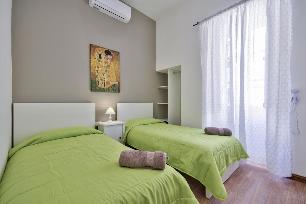 Valletta Luxe 3-Bedroom Duplex Penthouse With Sea View Terrace And Jacuzzi Eksteriør billede