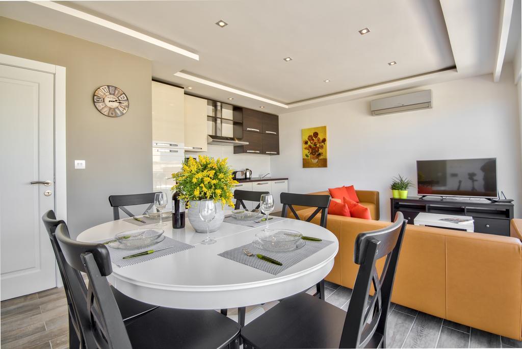 Valletta Luxe 3-Bedroom Duplex Penthouse With Sea View Terrace And Jacuzzi Eksteriør billede